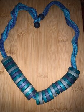 Vintage Boho Wooden Beaded Necklace in Blue